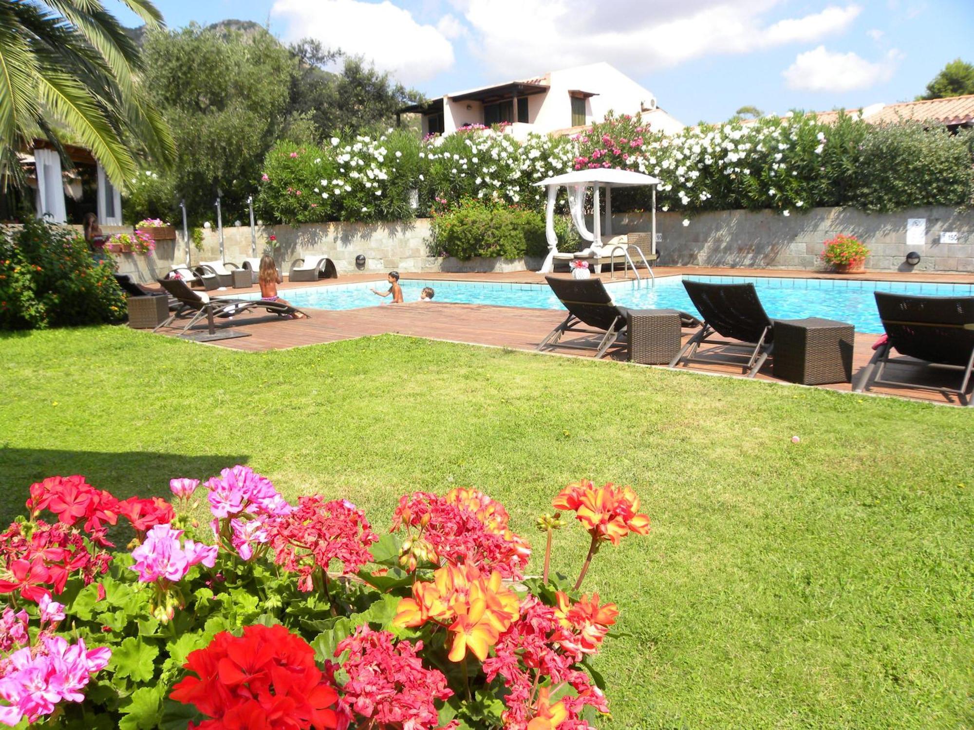 Albaruja Hotel Costa Rei Εξωτερικό φωτογραφία